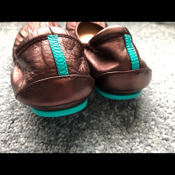 Raspberry Truffle Tieks size 8 - Picture 5 of 8